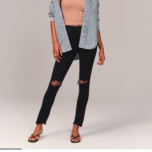 High rise black skinny jeans. NWOT